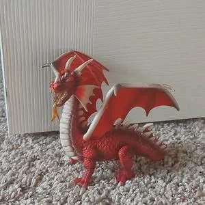 Schleich World of Knights Red Dragon Special Limited Edition  Limited Edition Schleich Red Dragon display picture 1